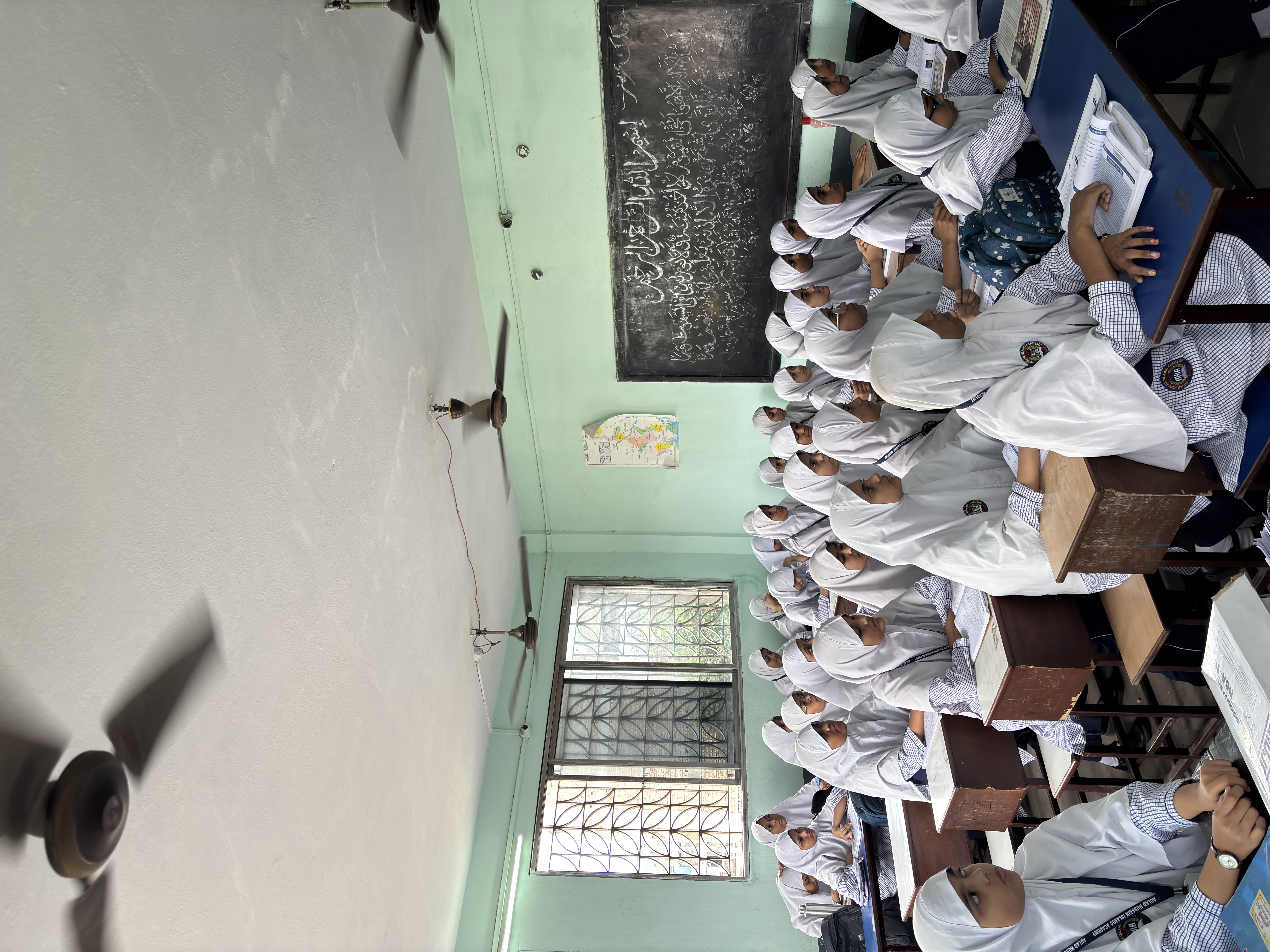 Girls Arabic Lesson